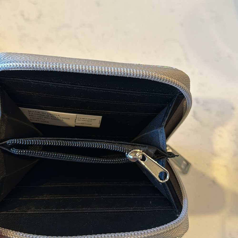 Silver, iridescent wallet - Picture 4 of 7